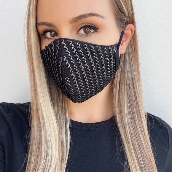 🖤⛓ Black/Silver Face Mask - Picture 5 of 5